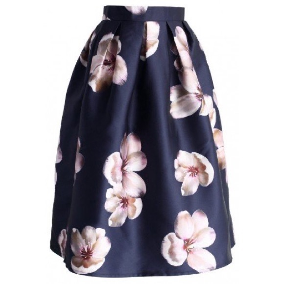 NWT peach blossom midi skirt - Picture 3 of 5